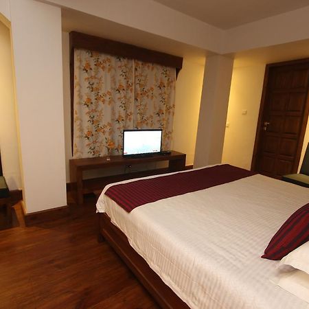 The Pear Tree Bed & Breakfast Shillong Eksteriør bilde