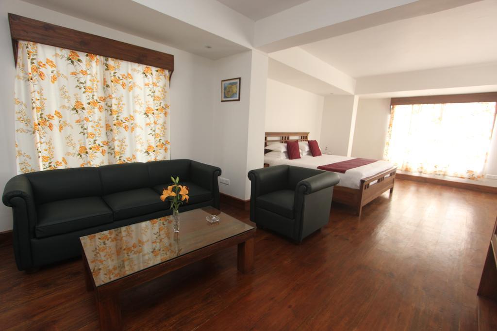 The Pear Tree Bed & Breakfast Shillong Eksteriør bilde